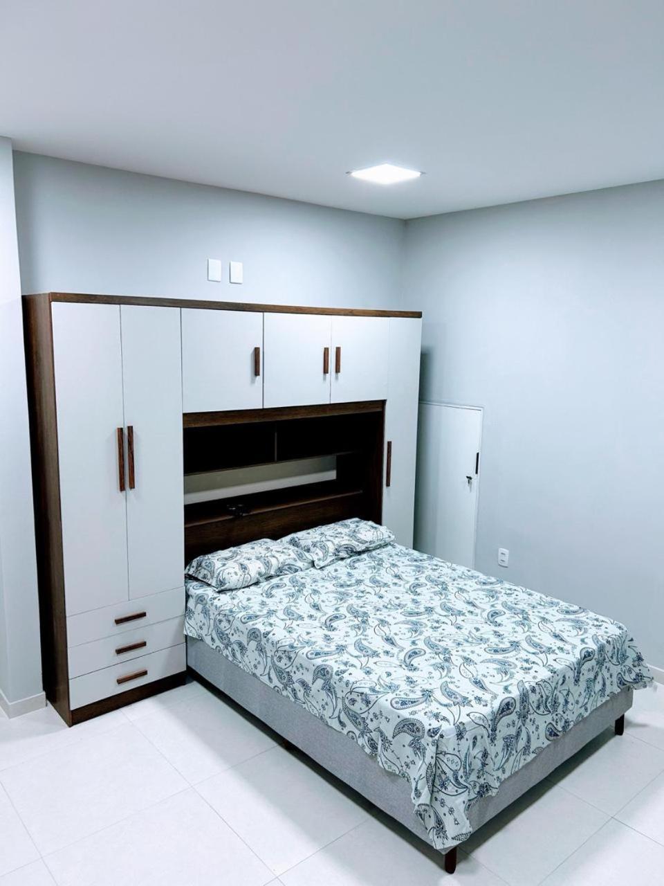 Estudio Novo Bem Equipado Serra  Bagian luar foto